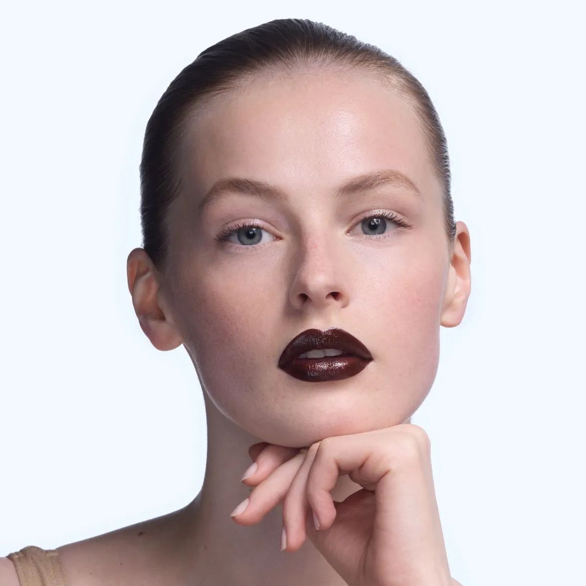 Christian Louboutin Rouge Stiletto Les Nudes – Shine Lipstick – Nude 8N - Beauty - alternate view 2